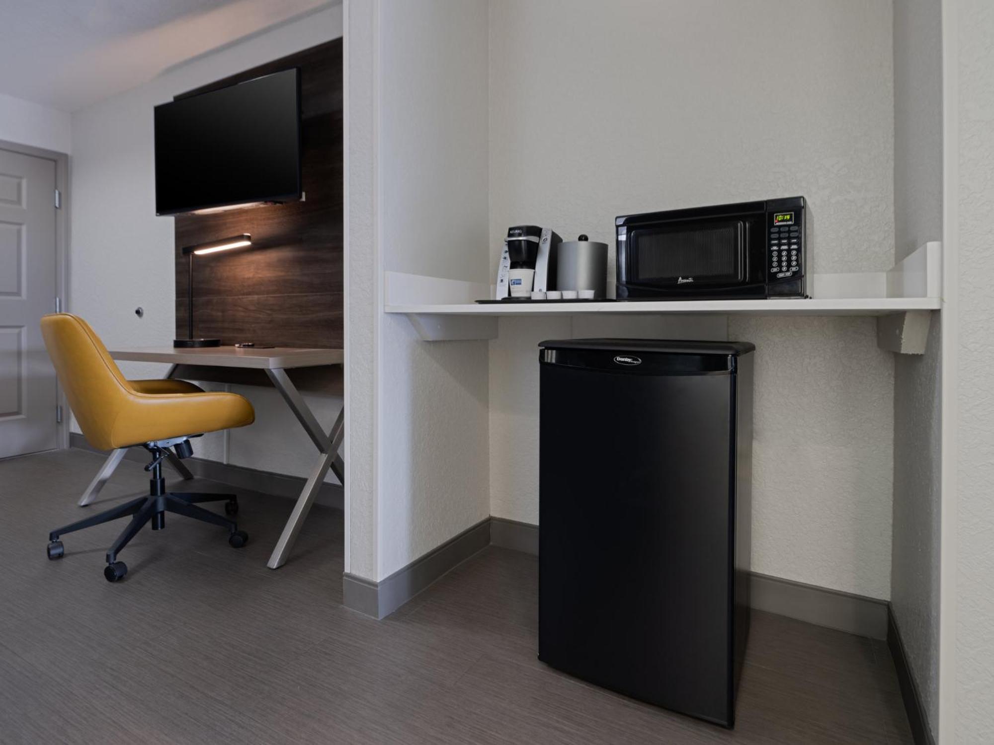 Holiday Inn Express & Suites Lakeland North I-4 By Ihg Eksteriør bilde