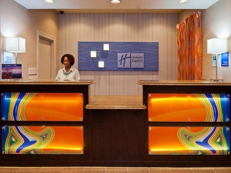 Holiday Inn Express & Suites Lakeland North I-4 By Ihg Eksteriør bilde